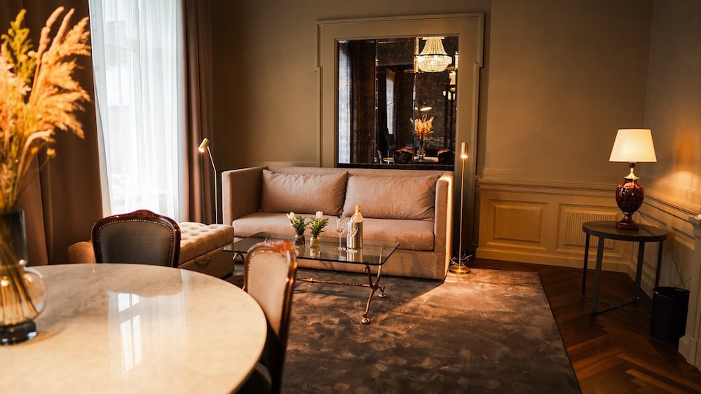 Rose Suite - Photo 6