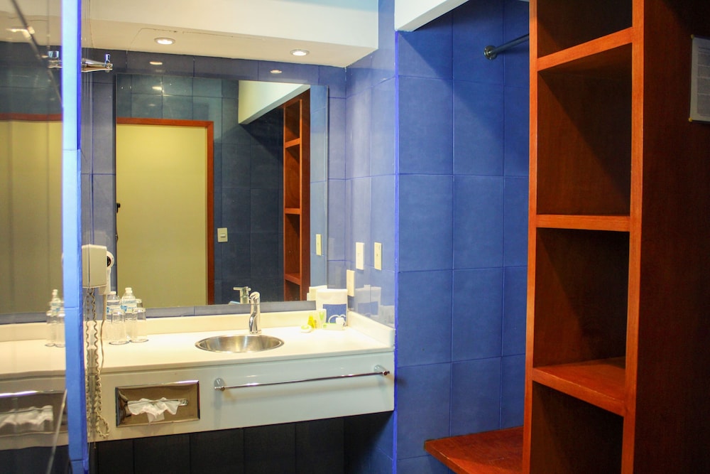 Standard Room - Photo 2