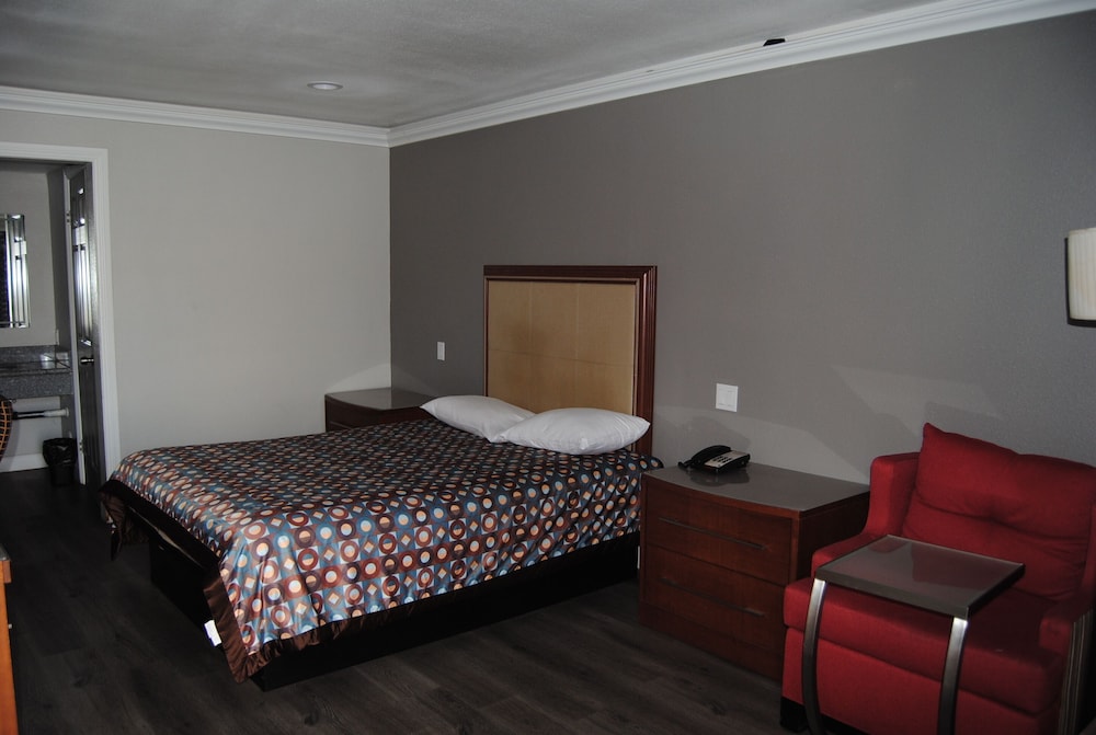 Basic Single Room photo 3