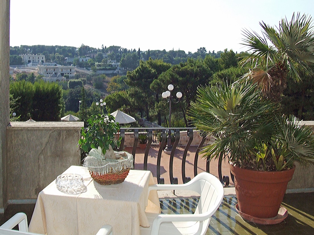 Panoramic Double or Twin Room, 1 Bedroom, Hill View photo 3