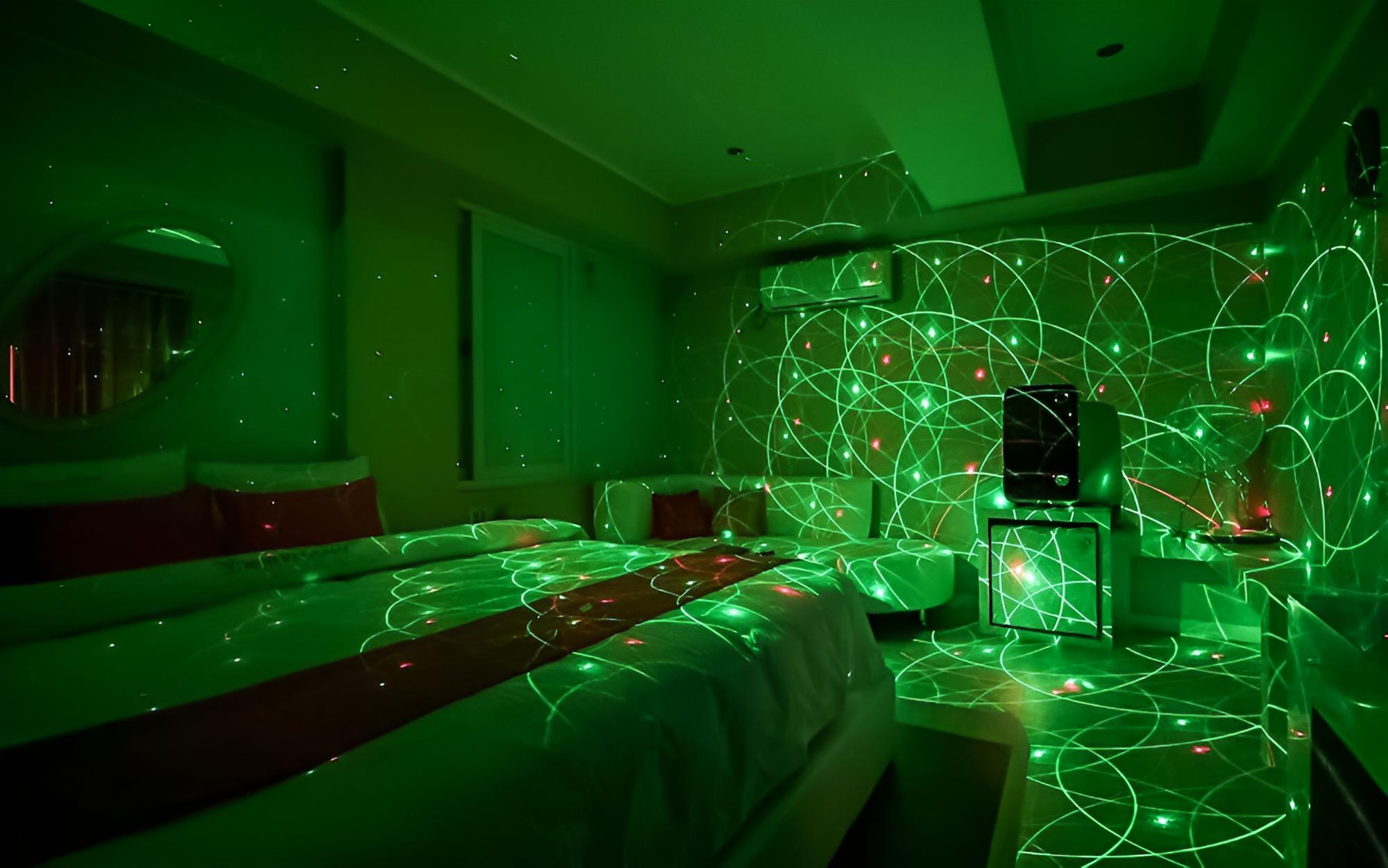 Room (VVIP) - Photo 22