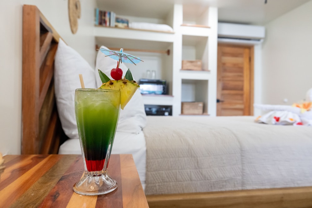 Poolside Suites (1st Floor) photo 2
