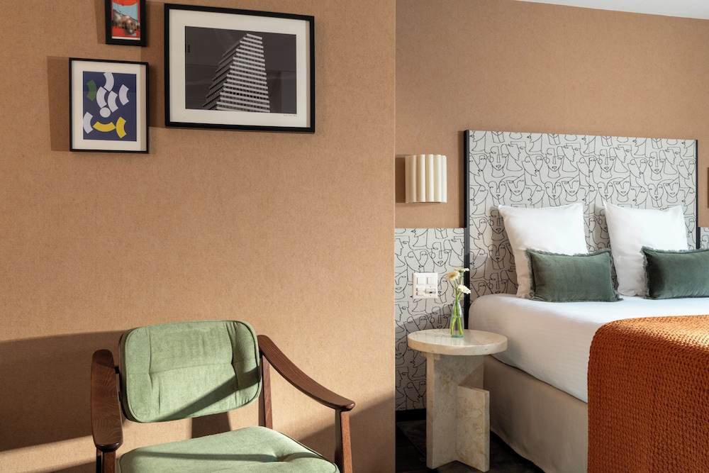 Deluxe Double Room - Photo 7