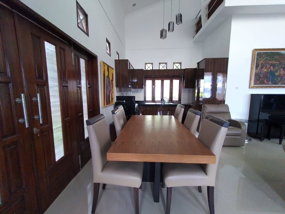 Exclusive Villa - Photo 4
