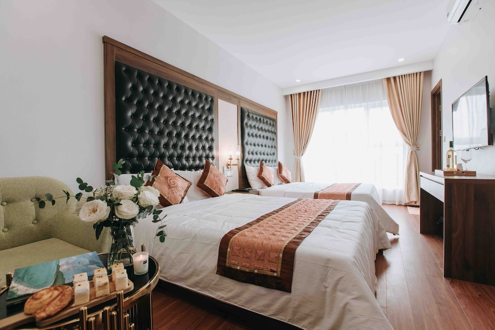 Deluxe Double Room photo 2
