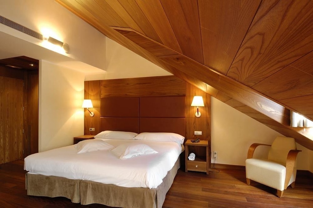 Comfort Double or Twin Room photo 3