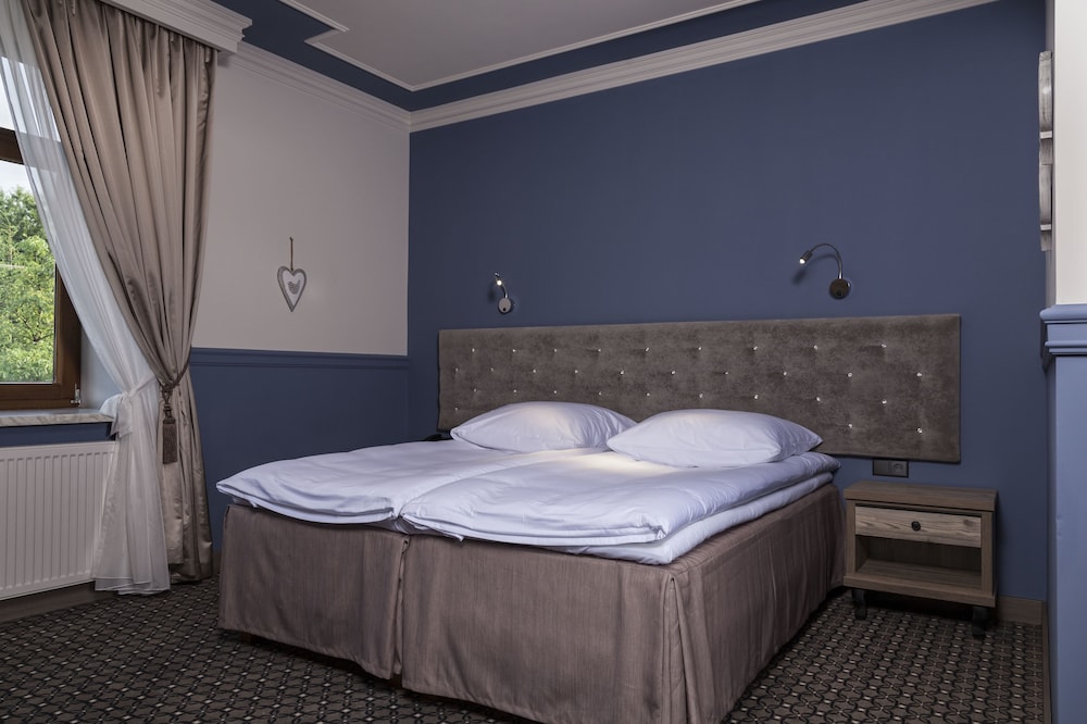 Double or Twin Room photo 1