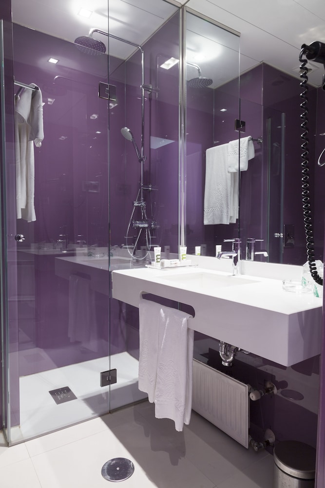 Superior Double or Twin Room with Balcony - Photo 9