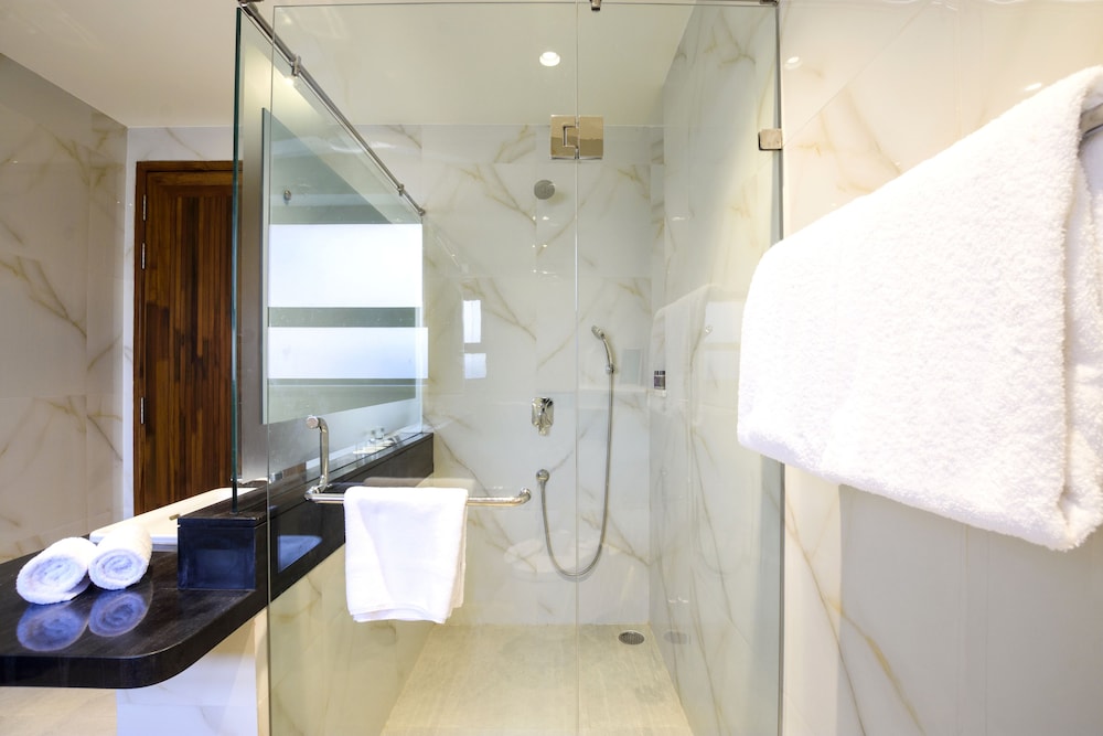 Superior Double Room, Pool View - Photo 5