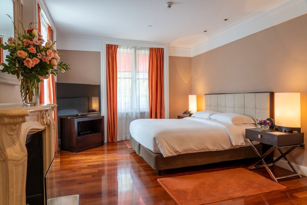 Executive Suite (Palace)