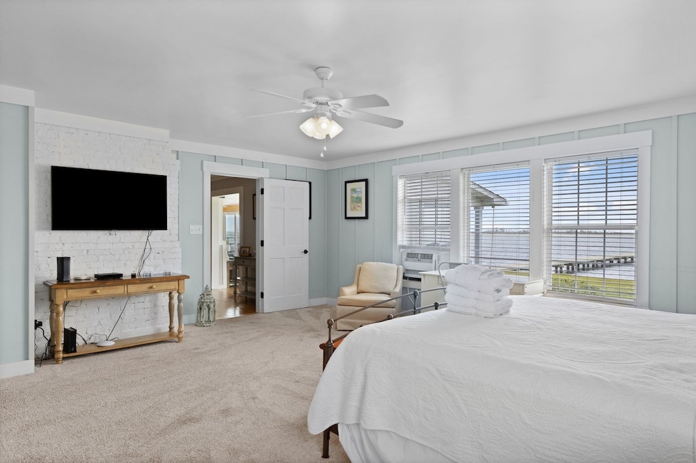 House, 4 Bedrooms photo 1