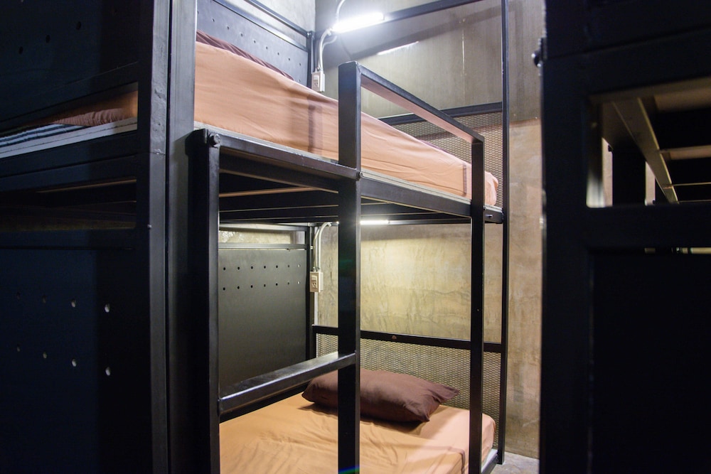 Shared Dormitory, Women only, Non Smoking, Shared Bathroom (Third floor, Bed in 4-bed) photo 1