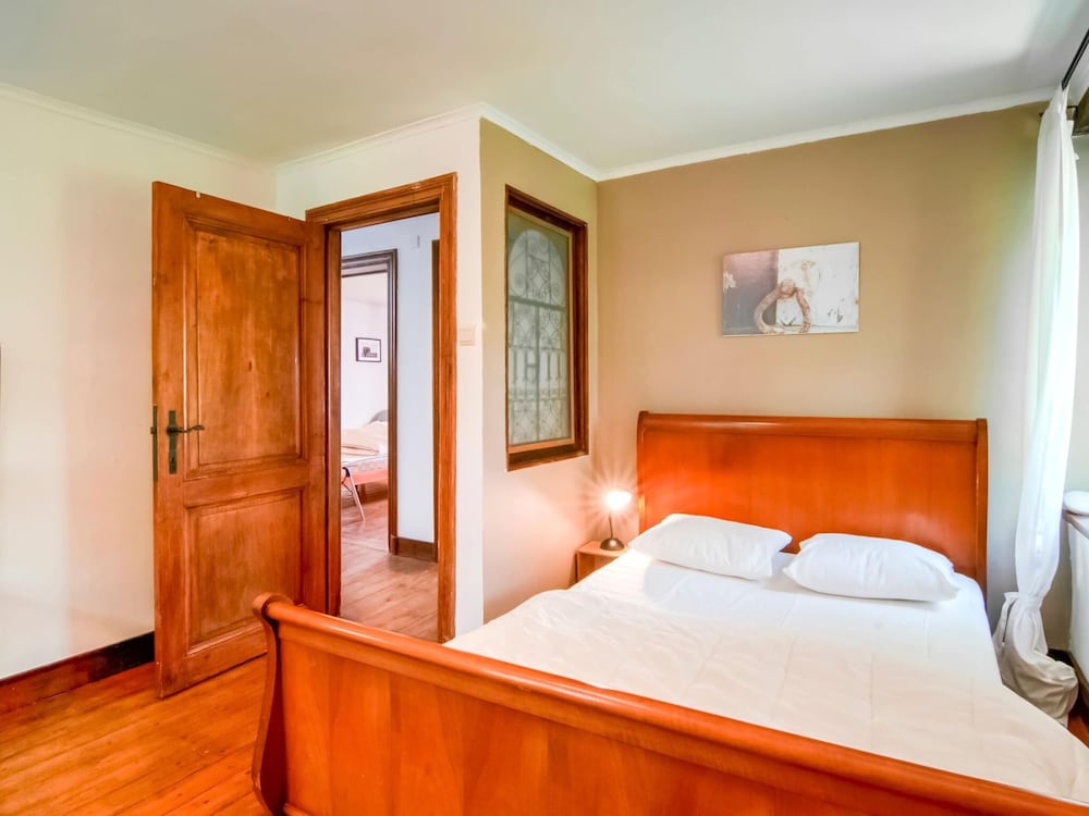 Villa photo 2