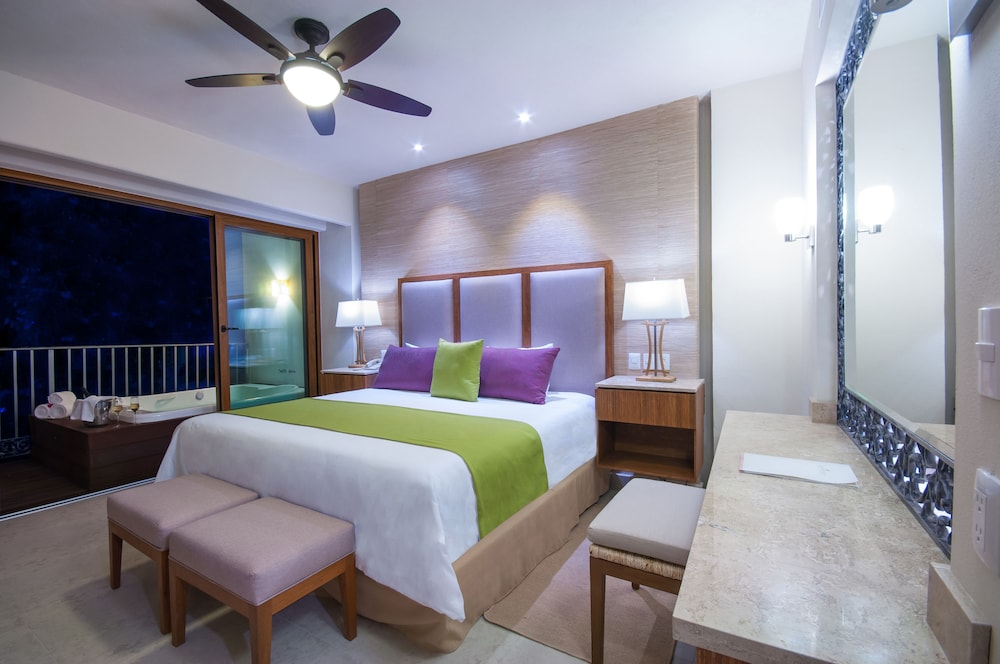 Luxury Studio Suite, Garden View (New)