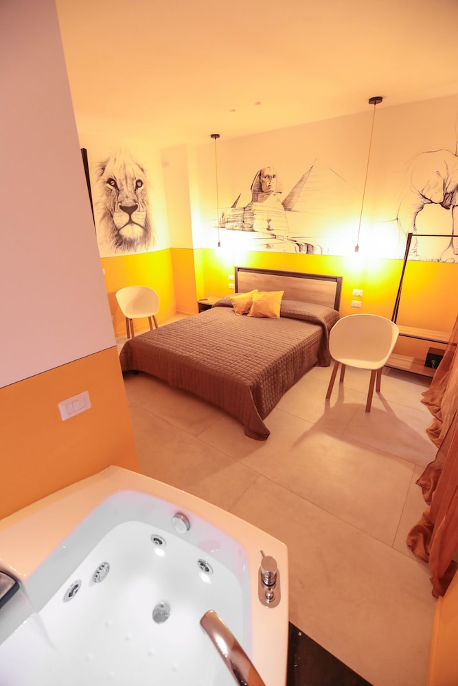 Studio Suite (Africa) photo 1