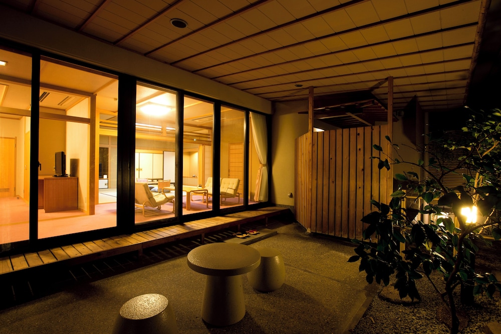 Deluxe Room, Non Smoking, Garden View photo 2