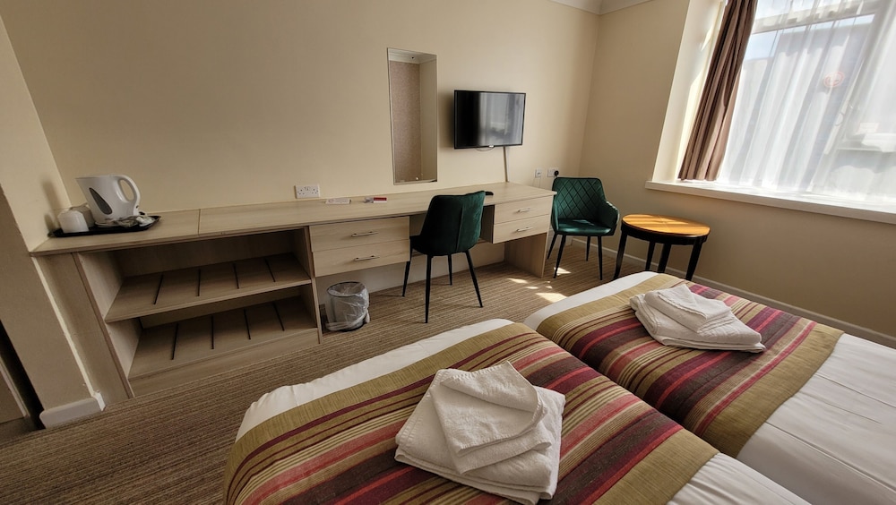 Executive Twin Room - Photo 3