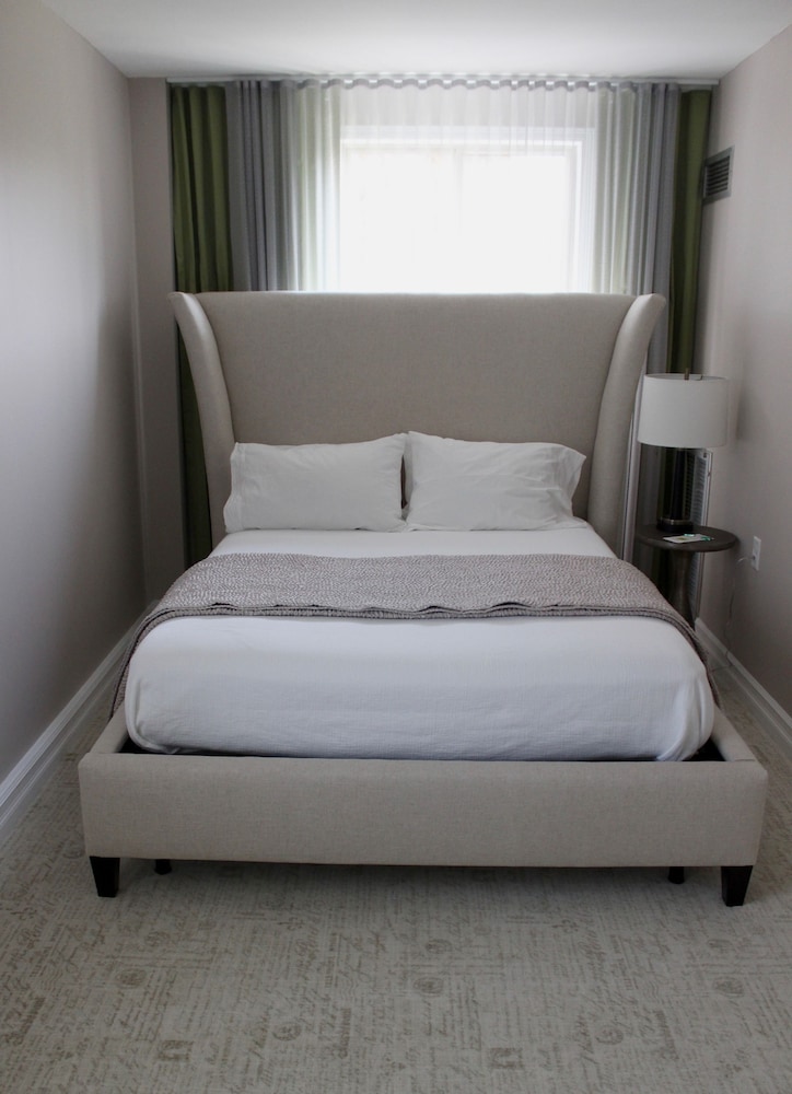 Luxury Suite, 2 Bedrooms, Kitchenette photo 2
