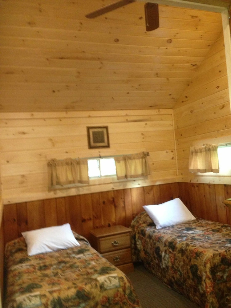 Deluxe Room, 2 Bedrooms, Non Smoking (Lakeside Deluxe Two Bedroom Cottage) photo 2