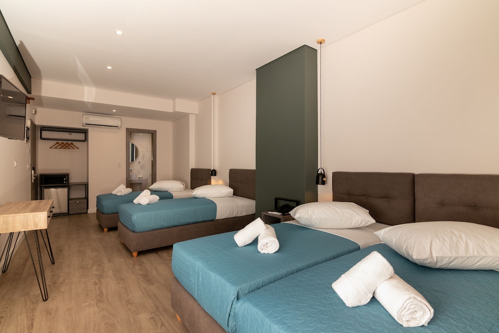 Comfort Quadruple Room photo 1
