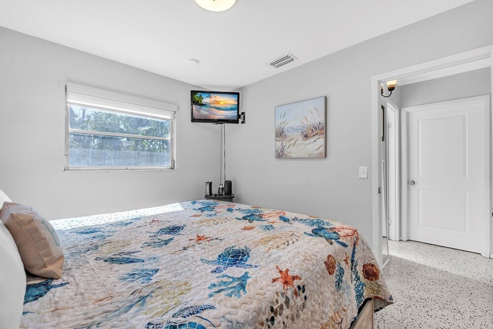 House, 2 Bedrooms photo 3