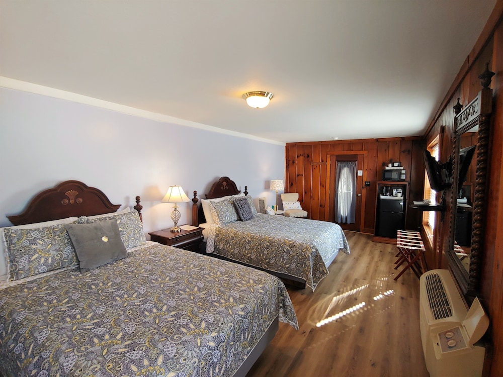 The Clear View Room (Pet Friendly)