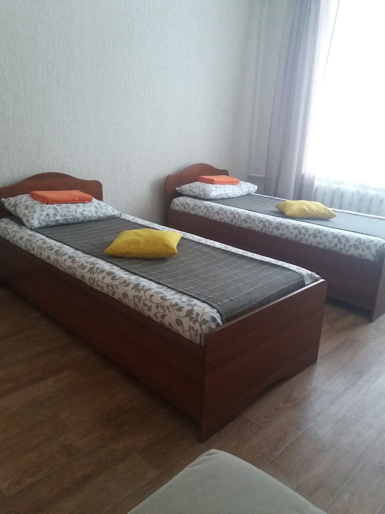 Economy Twin Room photo 1