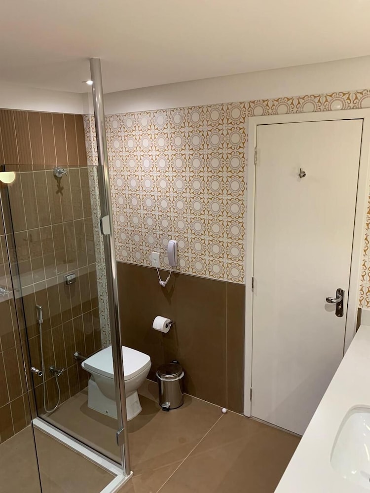 Deluxe Apartment, Bathtub photo 2