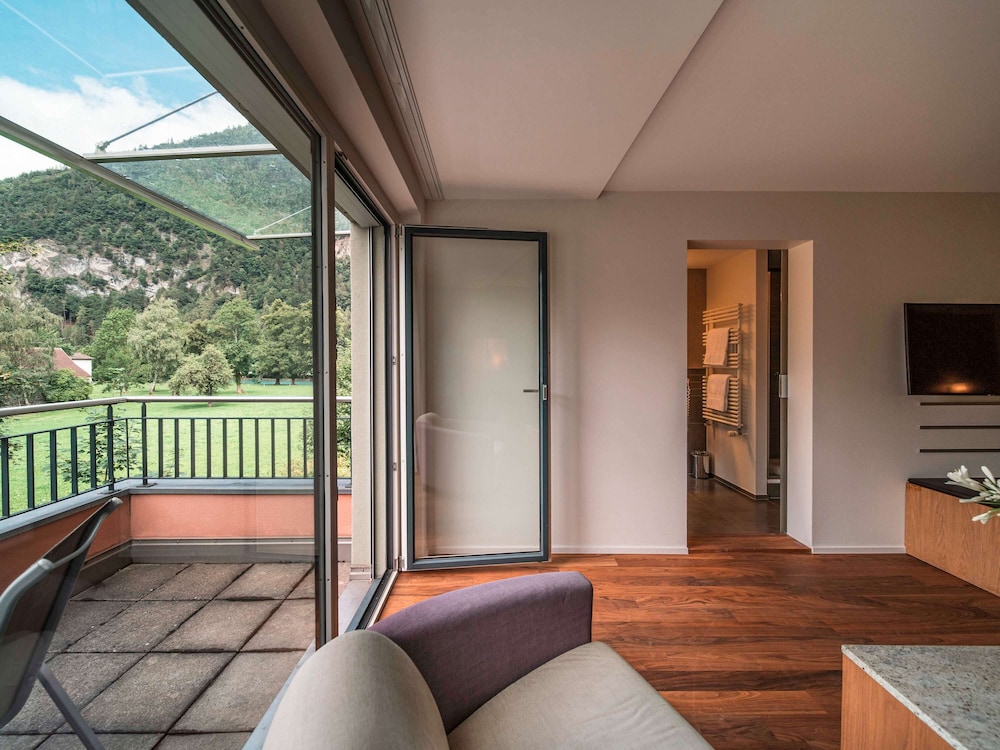 Modern, air-conditioned Deluxe room with balcony