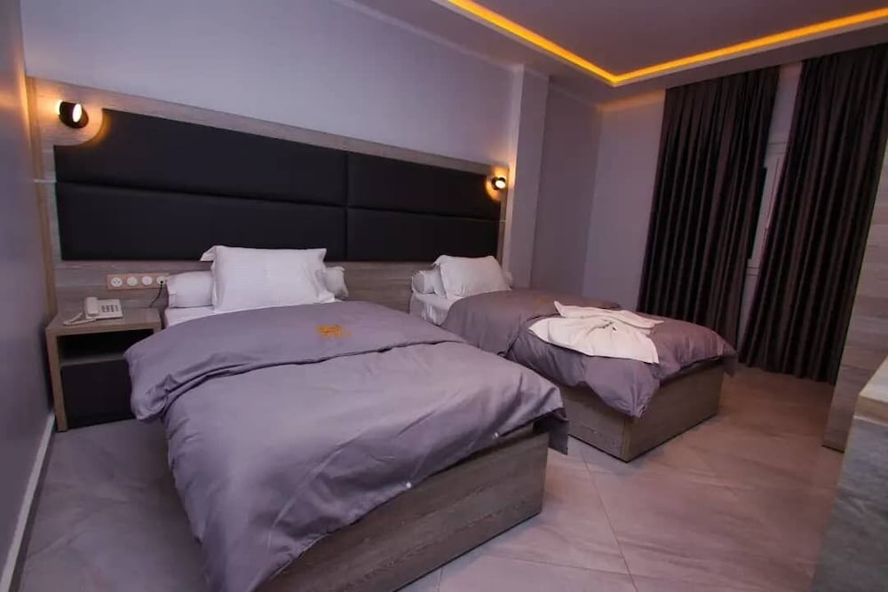 Comfort Double or Twin Room, Balcony, Courtyard View photo 3