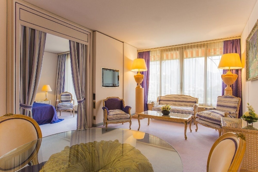 Junior Suite Executive - Photo 1