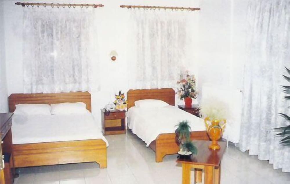 Quadruple Room - Photo 2