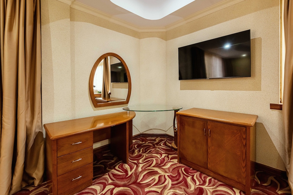 Business Room photo 2