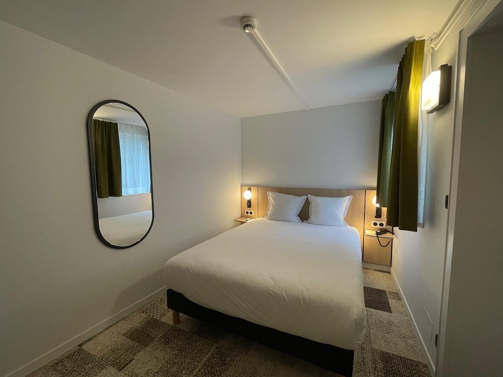 Comfort Room - Photo 2