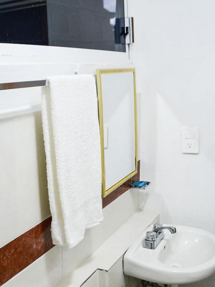 Standard Single Room photo 2