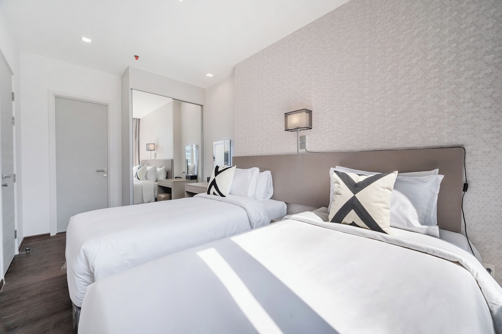 1 Bedroom Twin photo 2