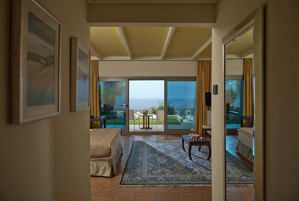 Superior Room, 1 Queen Bed