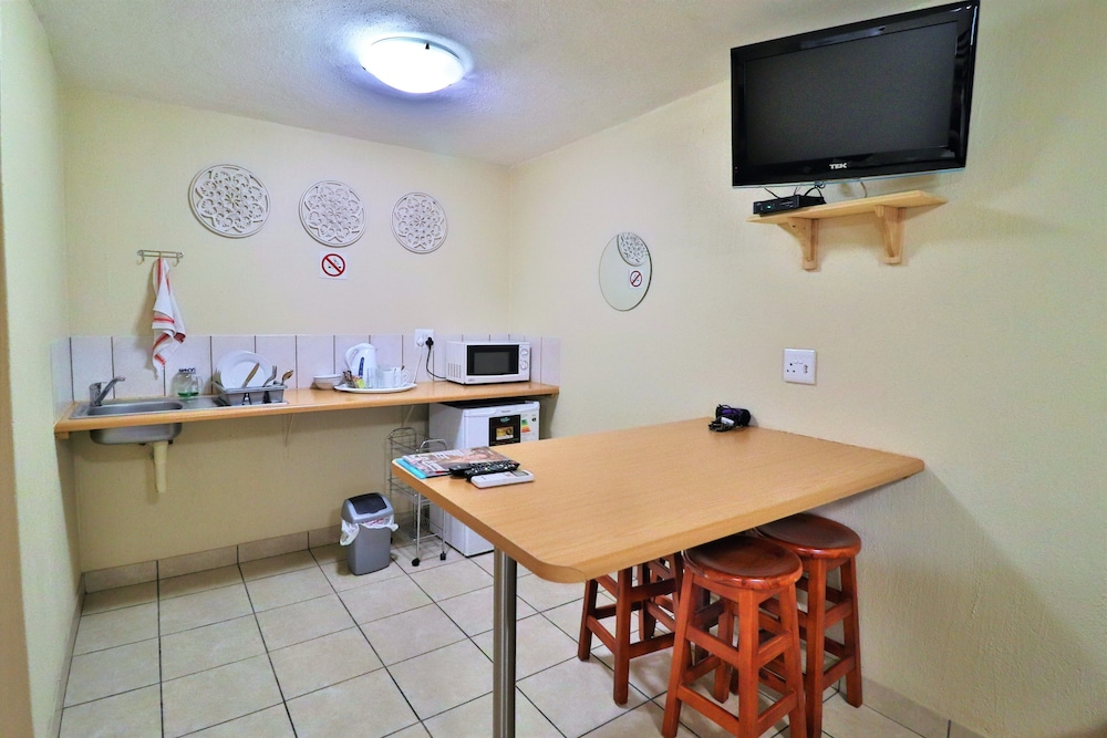 Family Room (3) photo 2