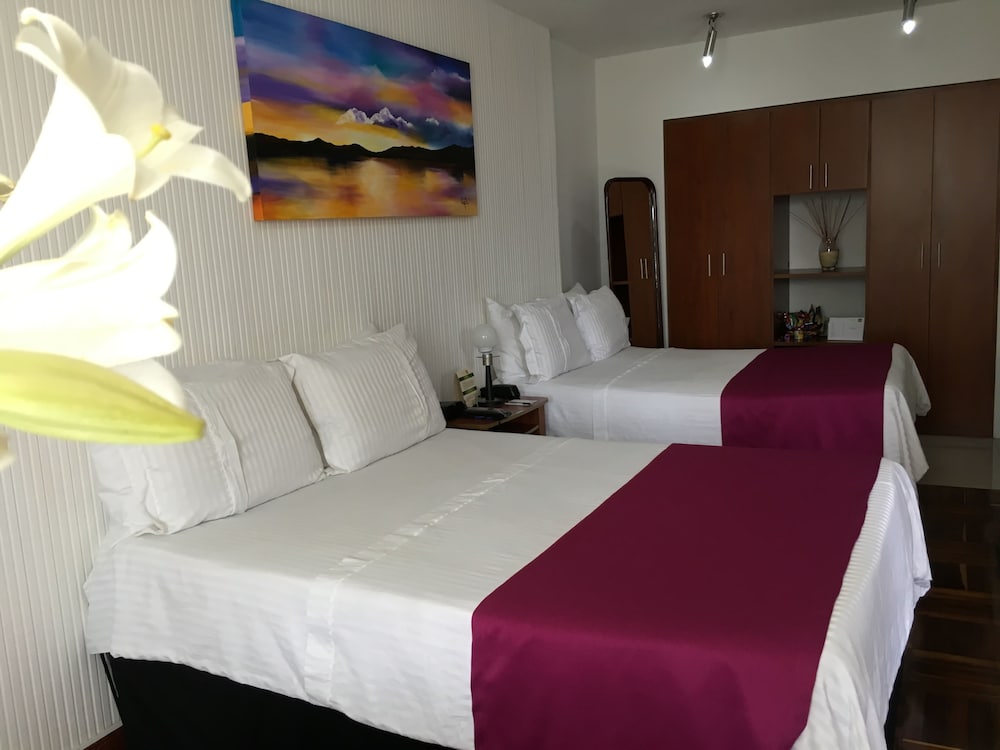 Standard Twin Room, Non Smoking photo 2