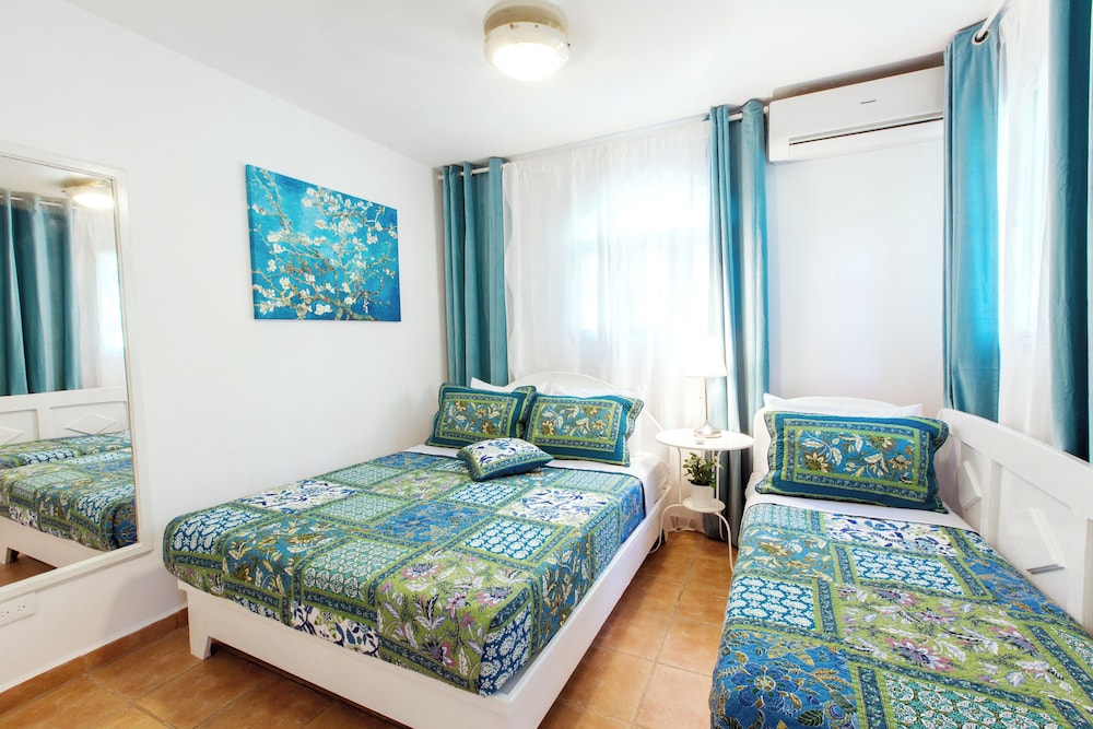 Comfort Villa, Garden View