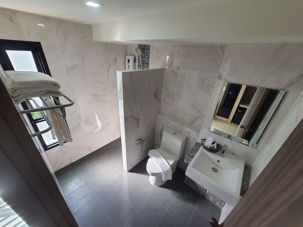 Deluxe Twin Room - Photo 4