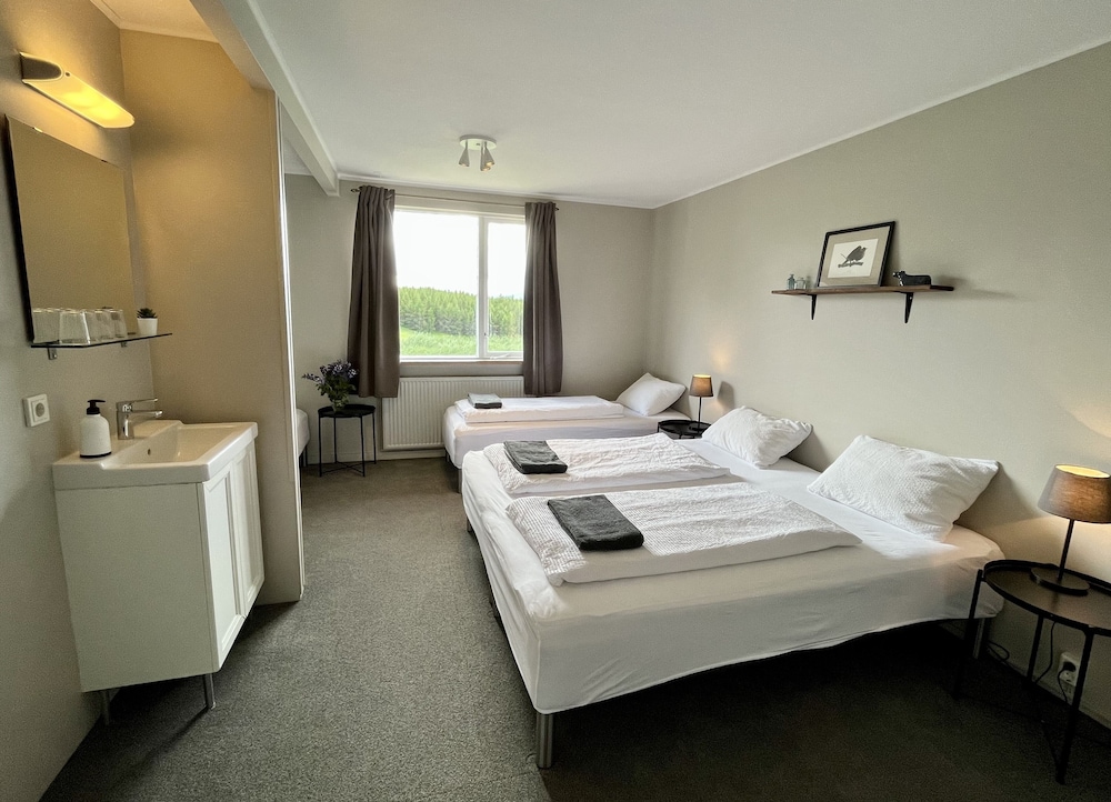 Standard Quadruple Room, Shared Bathroom photo 1
