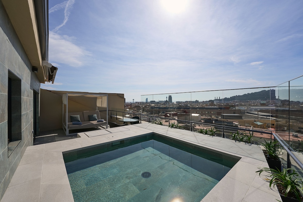 Junior Suite, Private Pool (Deluxe)