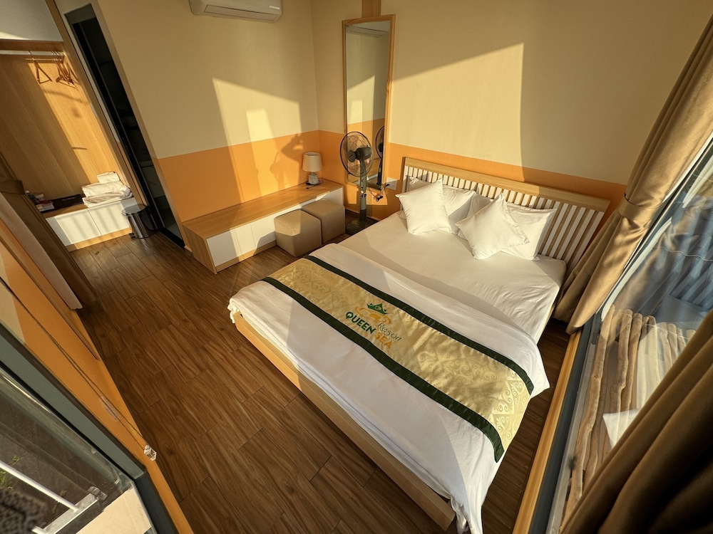 Honeymoon Double Room Single Use photo 2