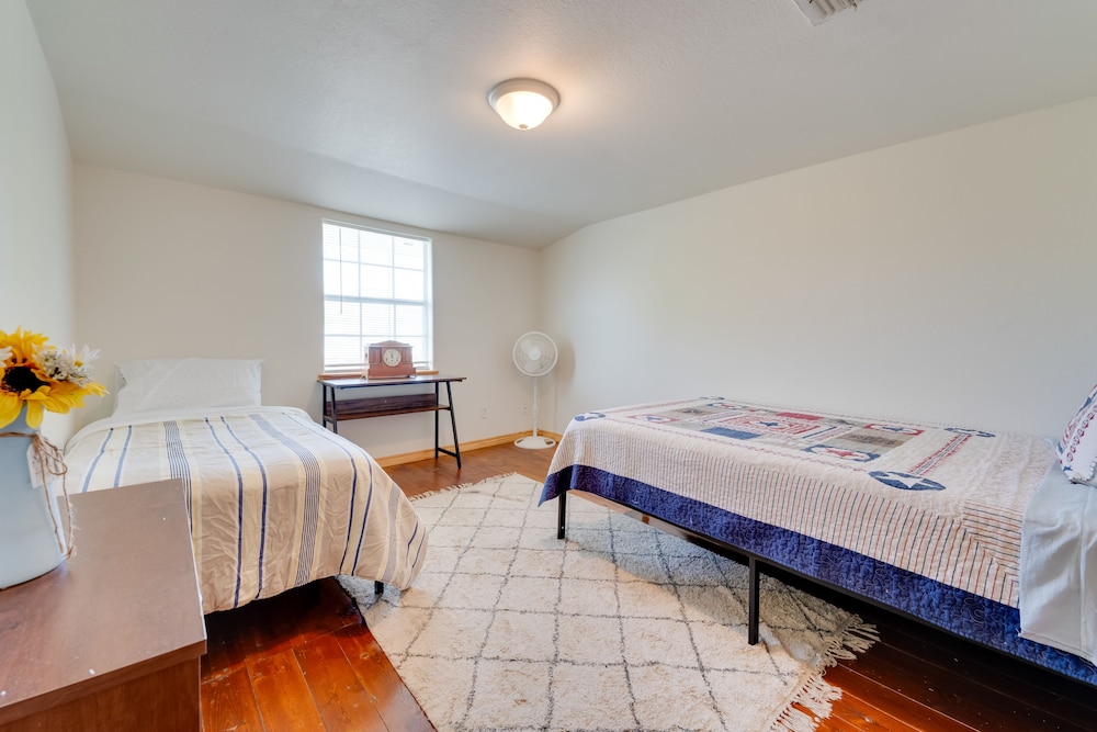 House (4 Bedrooms) photo 1