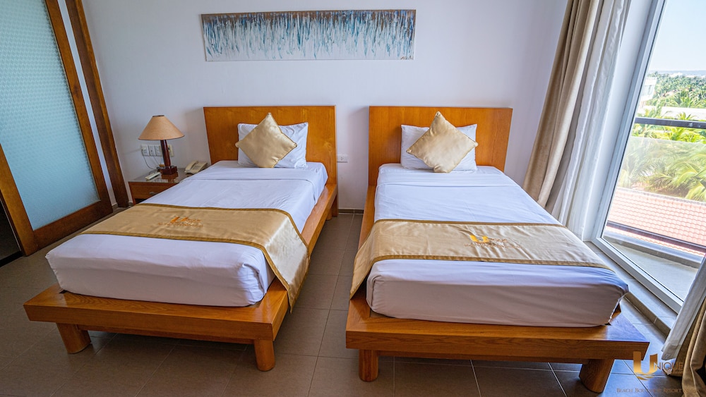 Deluxe Room, Garden View - Photo 7