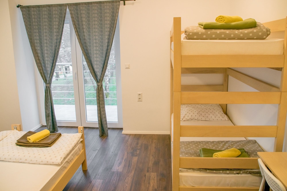 Family Room (VERONIKA) photo 1
