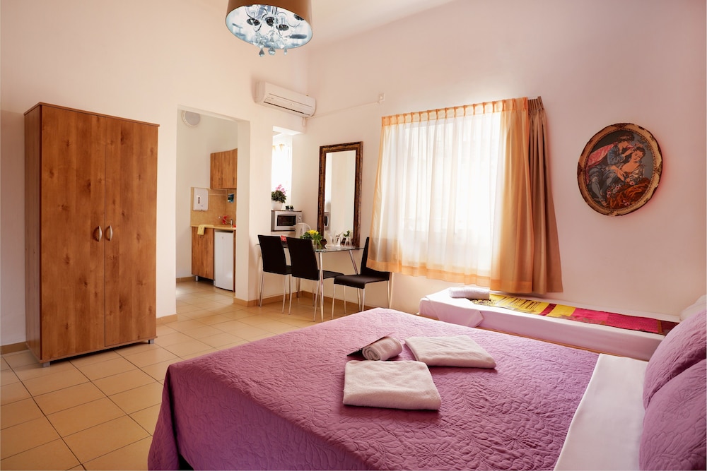 Quadruple Room photo 2