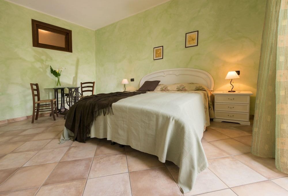 Double Room, 1 Queen Bed, Ground Floor (Mela) photo 2