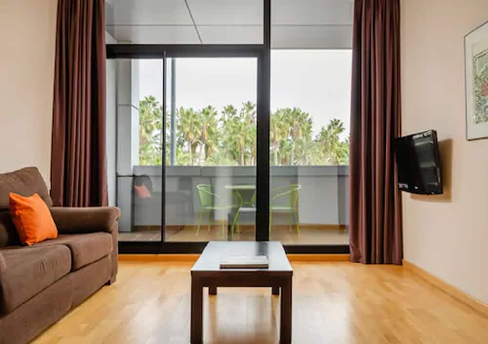 Duplex - Photo 5